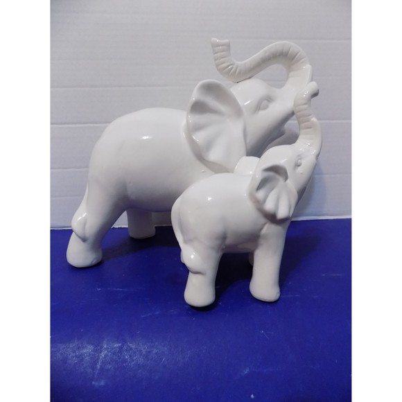 NEW Good Luck Elephant & Baby Figurine Statue - Picture 5 of 5